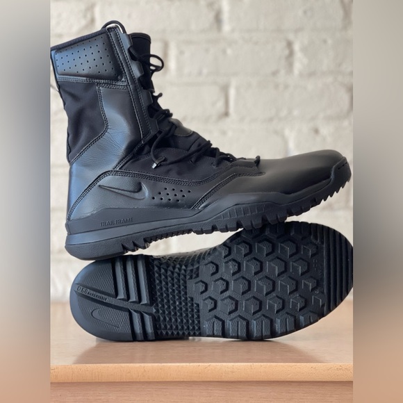 Nike SFB Special Field 2 8" Tactical Black Military Boots AO7507-001 Men Size 14 - Picture 10 of 10